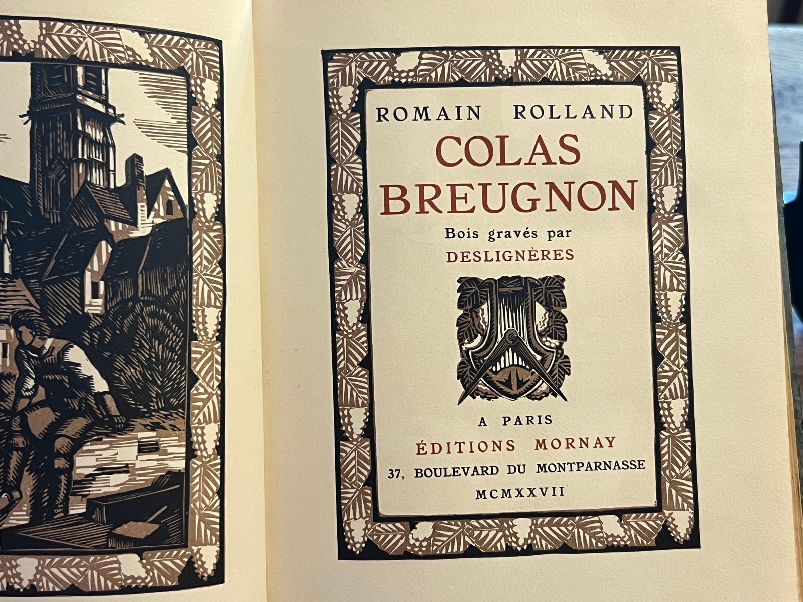 Colas Breugnon - Romain Rolland - 1927 | Exemplaire numéroté LIII d'un tirage de luxe à très petit nombre, spécialement imprimé pour l'illustrateur Sylvain Sauvage lui-même — une provenance d'exception qui confère à ce volume une valeur historique et sentimentale unique | Aufildeslivres.fr