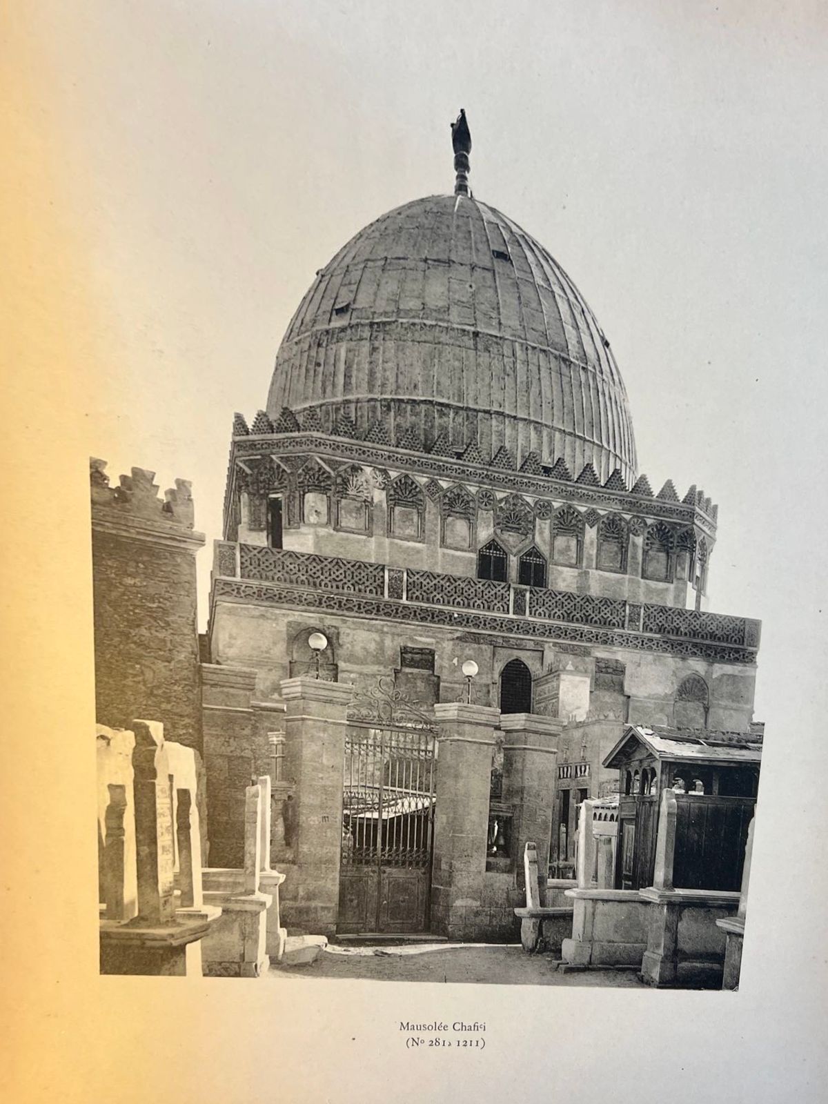 Les Mosquées du Caire - Louis Hautecœur - 1932 | L'Ouvrage de Référence Absolu pour Tout Collectionneur d'Art et d'Architecture Islamiques | Aufildeslivres.fr