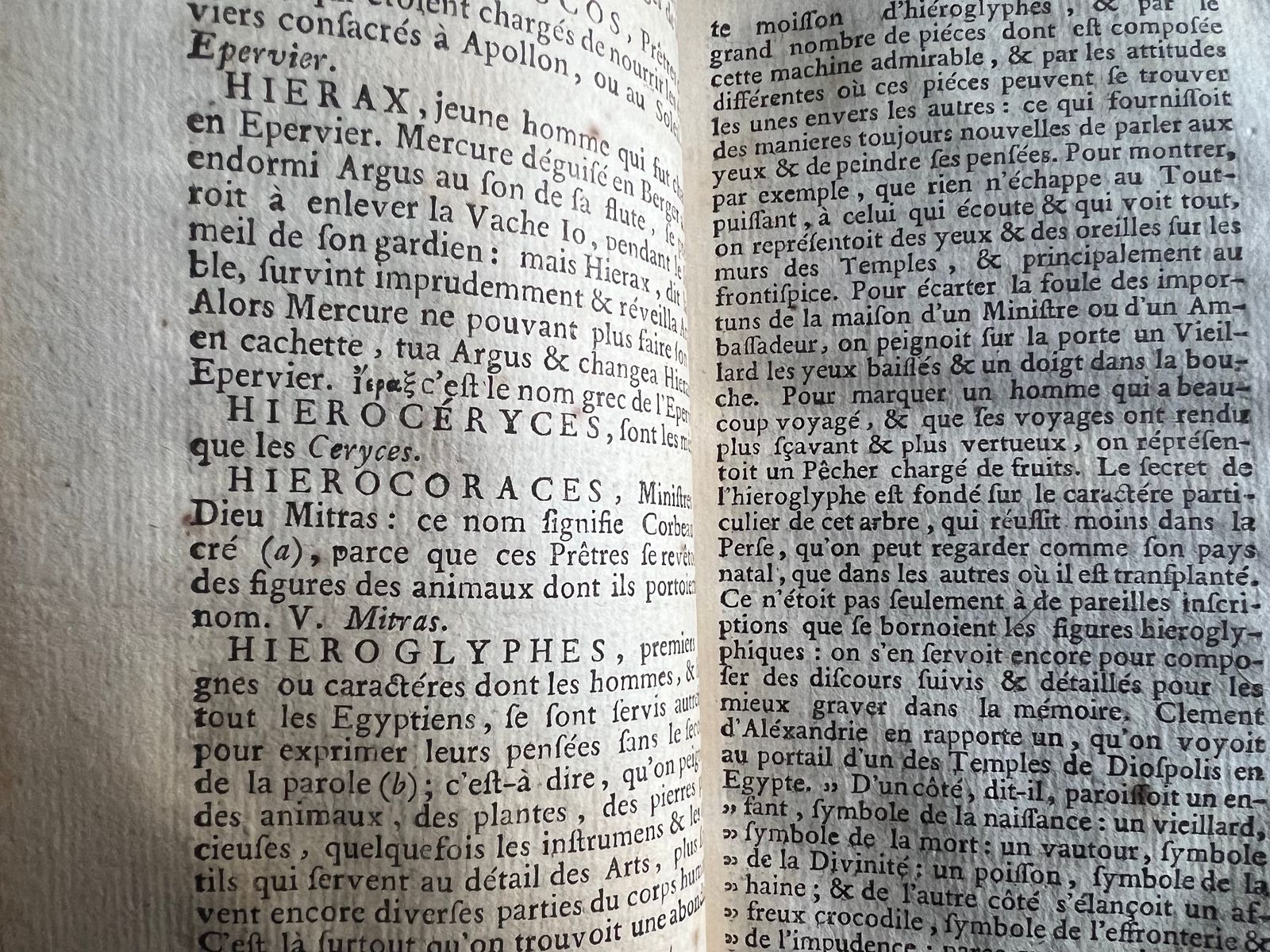Dictionnaire de Mythologie pour l'intelligences des Poetes - Anonymous - 1745 | Témoignage précieux de l'érudition des Lumières et de l'intérêt pour l'Antiquité classique en plein siècle philosophique | Aufildeslivres.fr