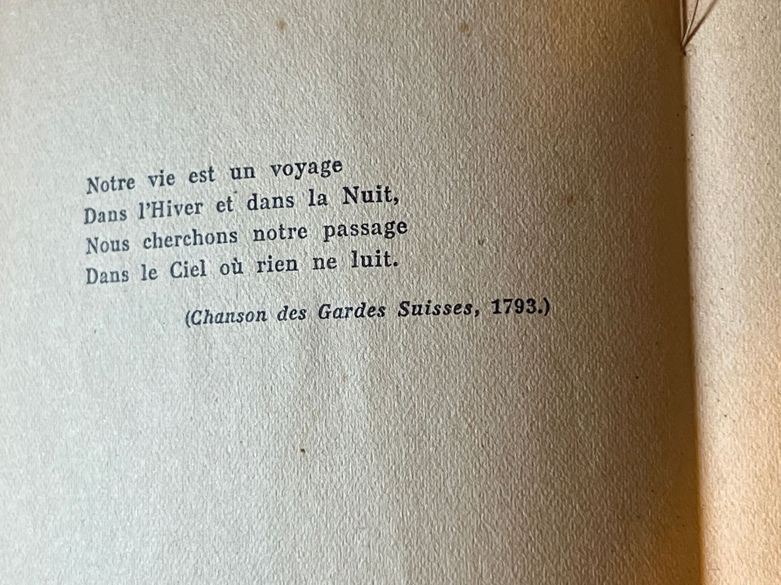 Voyage au bout de la nuit - Louis-Ferdinand Céline - 1932 | Une Valeur de Fond de Collection : Présence Incontournable dans Toute Bibliothèque Littéraire Française | Aufildeslivres.fr
