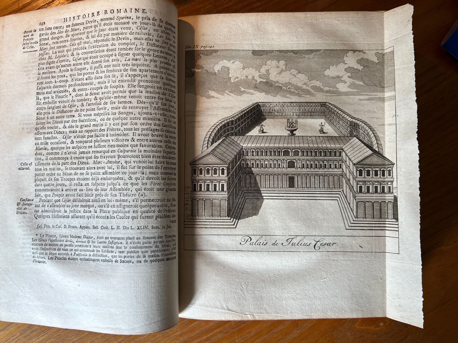 Histoire Universelle - Tome IX - Une Société de Gens de Lettres - 1752 | État de conservation cohérent avec son ancienneté, offrant une présence physique et une authenticité irremplaçables pour tout bibliophile sérieux. | Aufildeslivres.fr