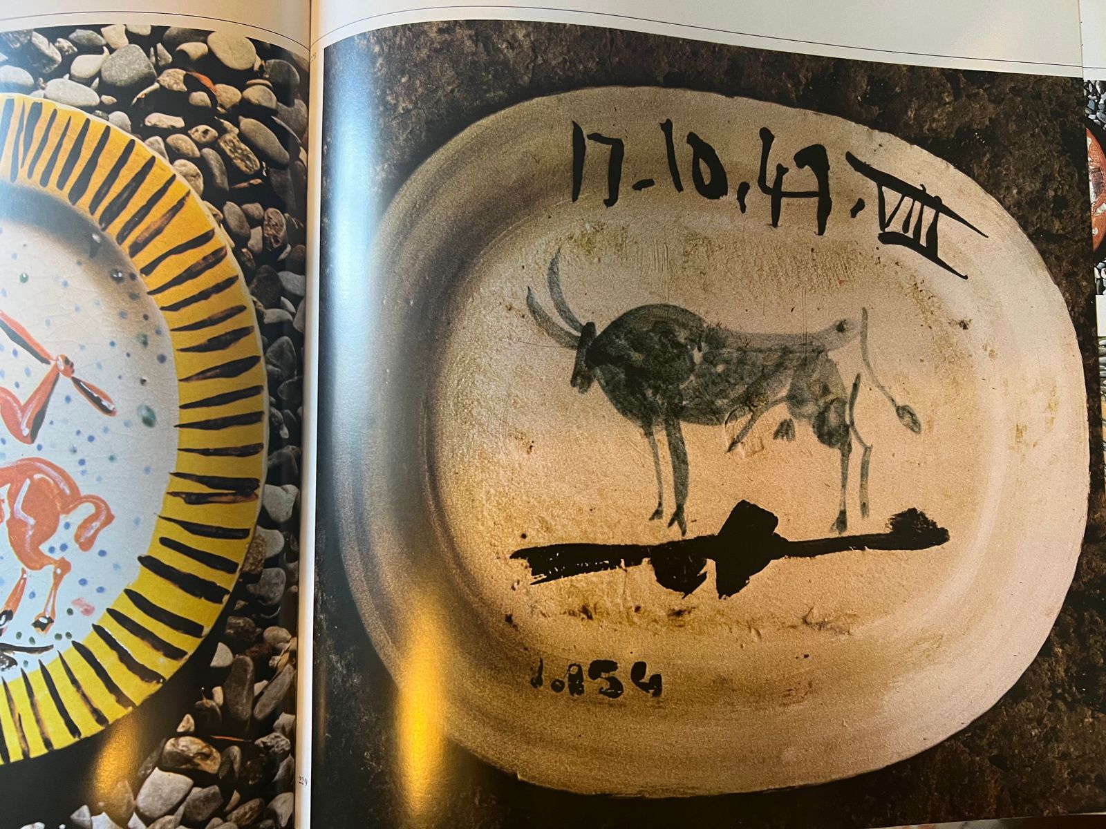 Céramique de Picasso - Georges Ramié - 1974 | 750 Illustrations en Noir et en Couleur, Photographies Inédites d'Eduard Quinn | Aufildeslivres.fr