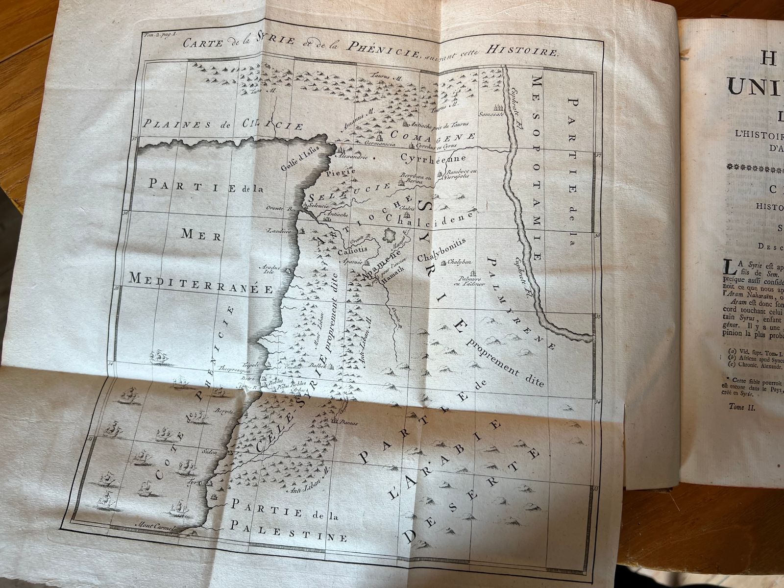 Histoire Universelle - Tome II - Une Société de Gens de Lettres - 1770 | Bel objet de bibliophilie du XVIIIe siècle alliant rigueur savante et qualité typographique, représentatif du meilleur de l'édition française des Lumières | Aufildeslivres.fr