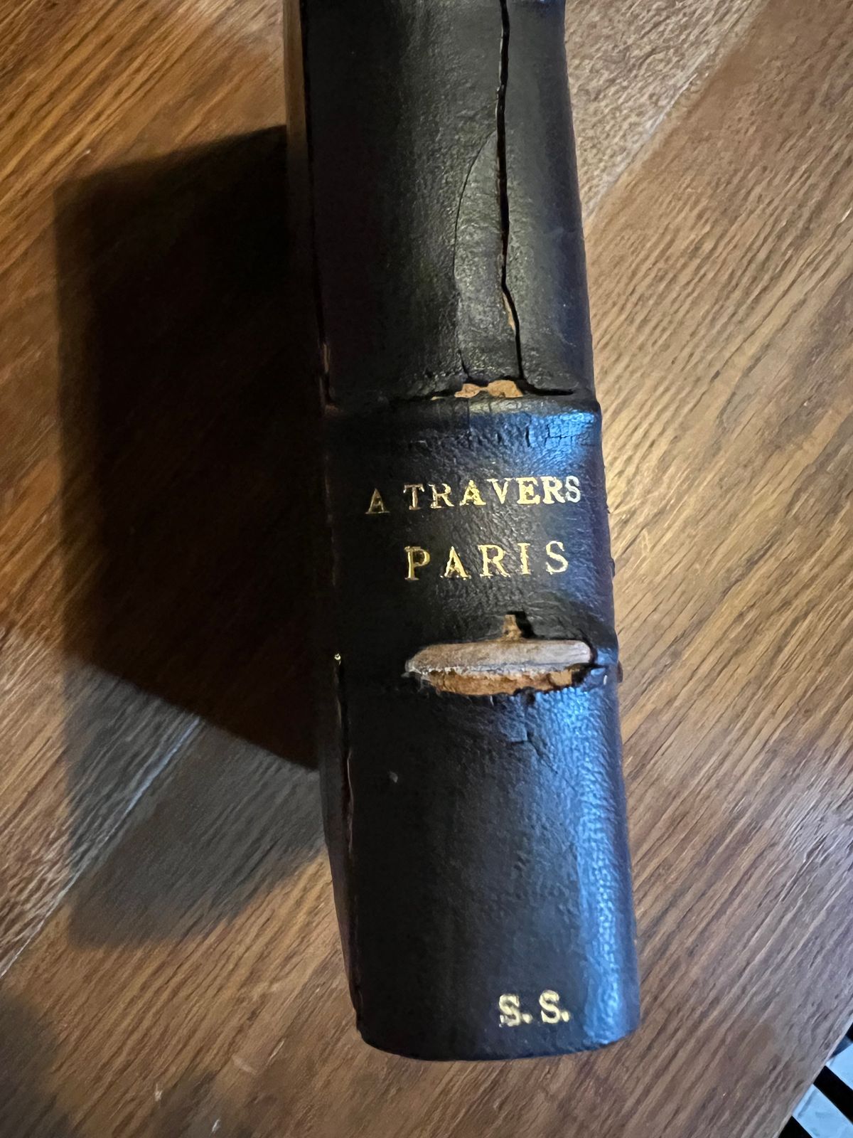 A travers Paris-Georges Cain